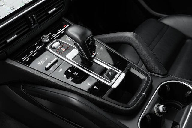 2020 Porsche Cayenne S Coupe