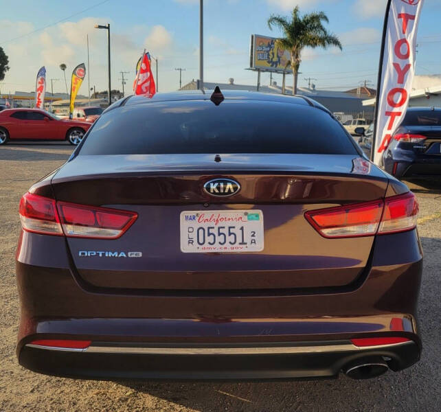 2017 Kia Optima LX