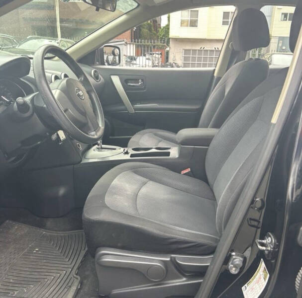2011 Nissan Rogue S