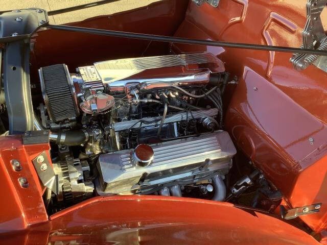 1937 Studebaker DICTATOR