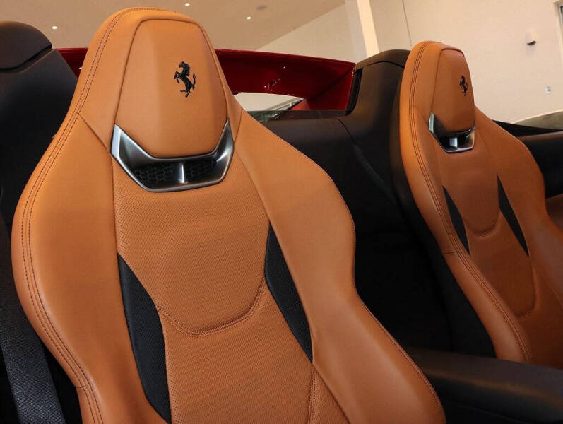 2024 Ferrari 296 GTS