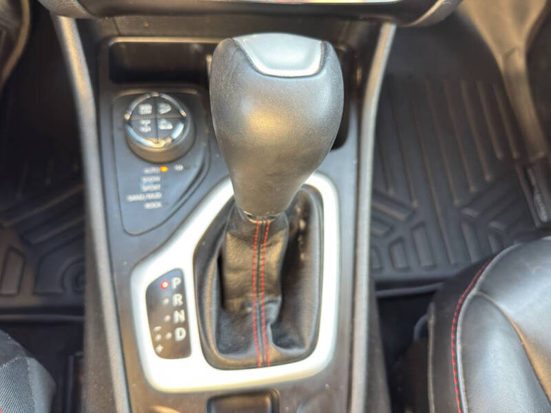 2017 Jeep Cherokee Trailhawk