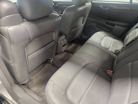 2005 Cadillac DeVille
