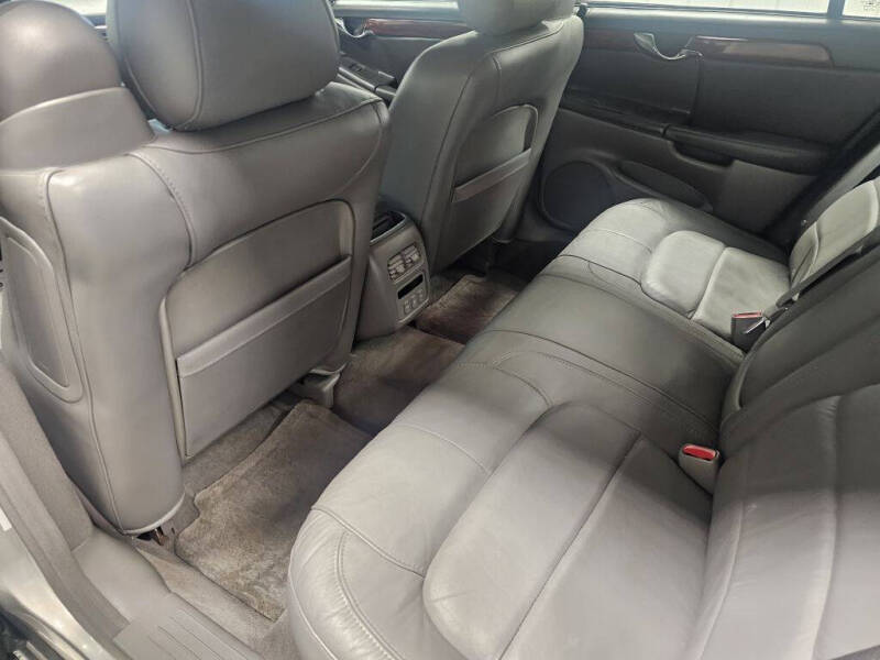 2005 Cadillac DeVille