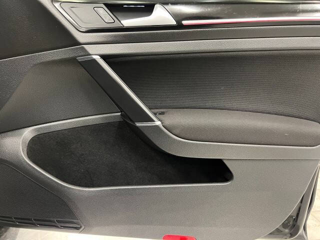 2017 Volkswagen Golf GTI S