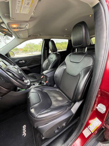 2019 Jeep Cherokee Latitude Plus