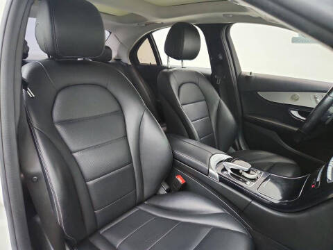 2016 Mercedes-Benz C-Class