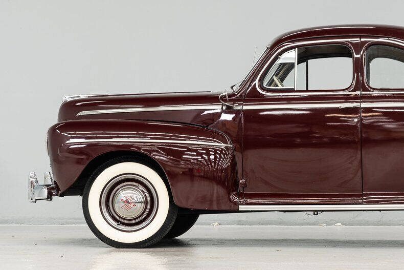 1946 Ford Super Deluxe