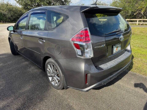 2015 Toyota Prius v Three