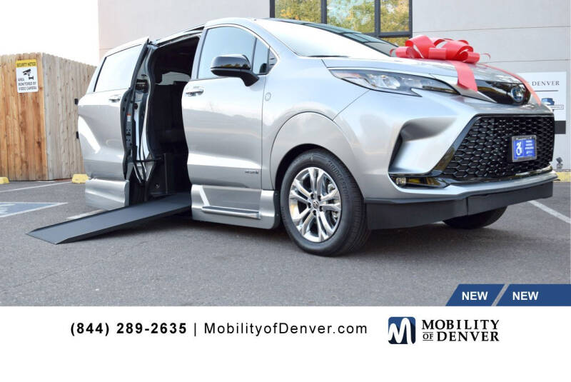 2021 Toyota Sienna XSE 7-Passenger