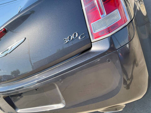 2014 Chrysler 300 C