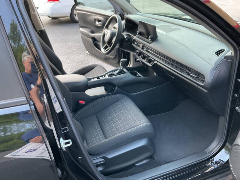 2025 Honda HR-V LX
