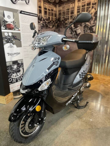 2025 Ascend R2 50cc