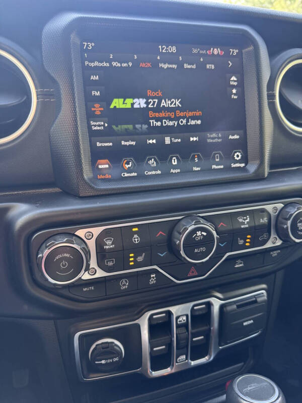 2022 Jeep Gladiator Overland
