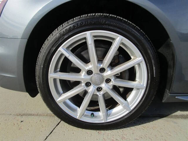 2014 Audi A4 2.0T quattro Premium Plus