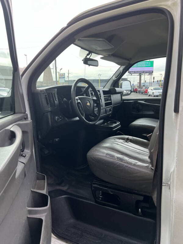 2015 Chevrolet Express 2500