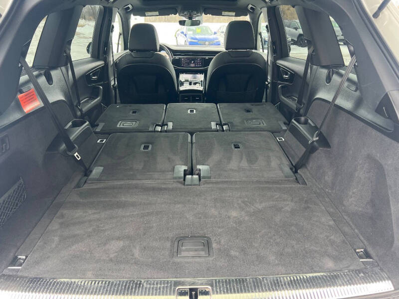 2025 Audi Q7 quattro Premium Plus 55 TFSI