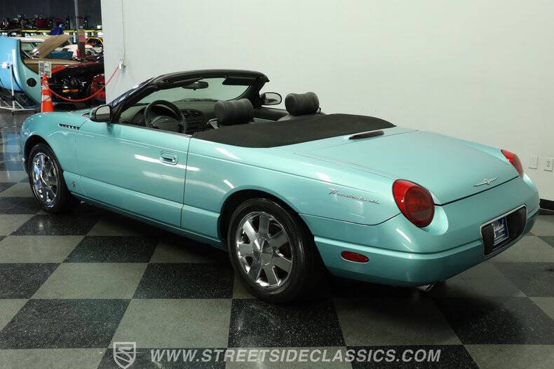 2002 Ford Thunderbird Deluxe