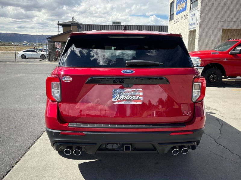 2022 Ford Explorer ST