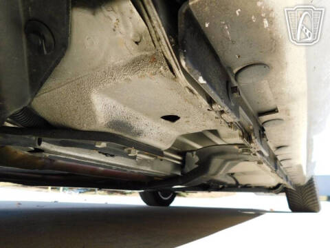 2005 Ford Thunderbird Deluxe