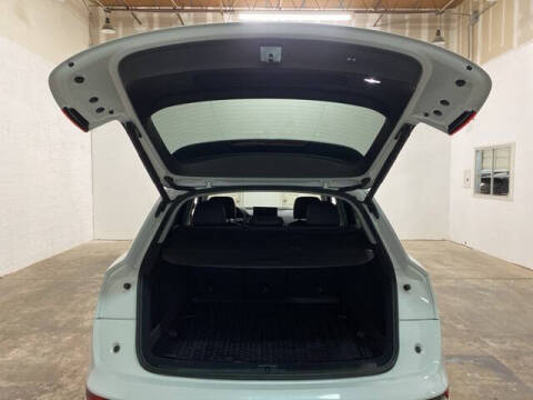 2023 Audi Q5 quattro Premium Plus 40 TFSI