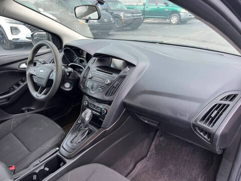 2017 Ford Focus SE