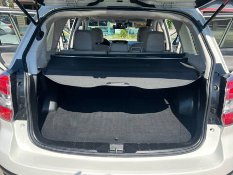 2015 Subaru Forester 2.5i Touring