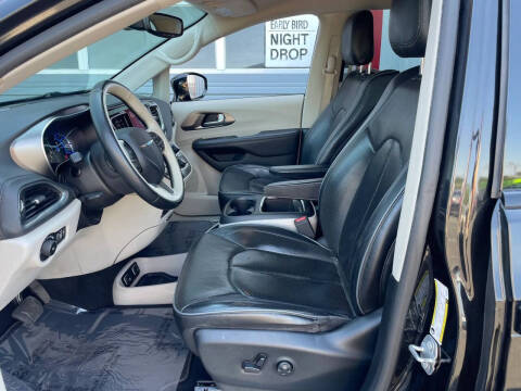 2018 Chrysler Pacifica Hybrid Limited