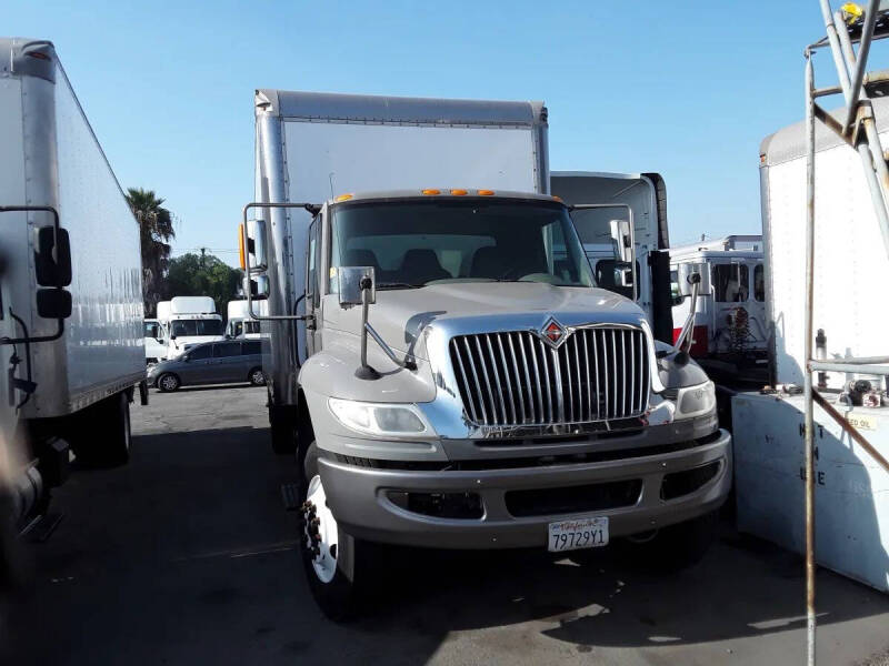 2016 International DuraStar 4300 for sale at DL Auto Lux Inc. in Westminster CA