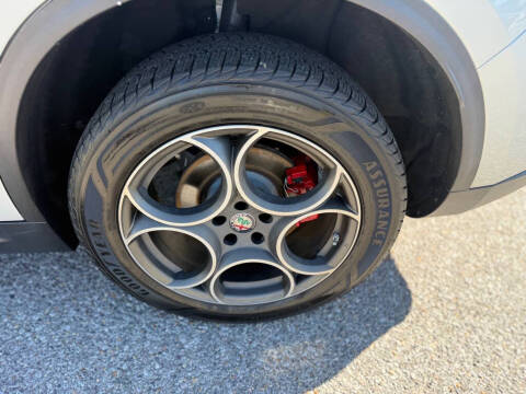 2018 Alfa Romeo Stelvio Sport