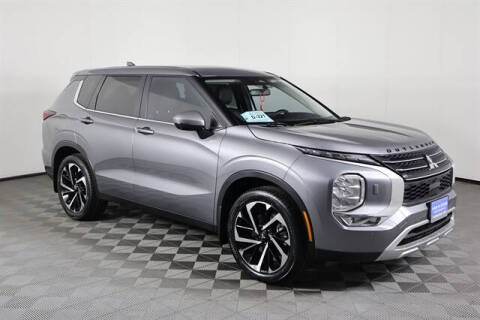 2023 Mitsubishi Outlander SE