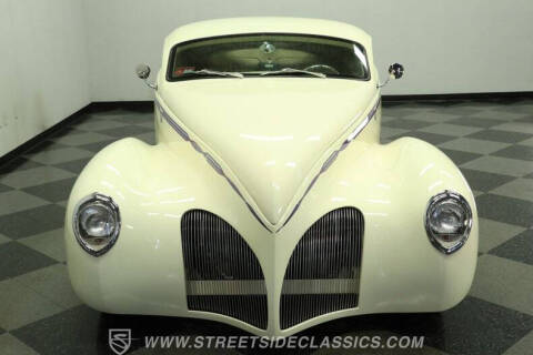 1939 Lincoln Zephyr