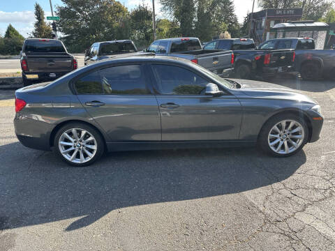 2012 BMW 3 Series 328i