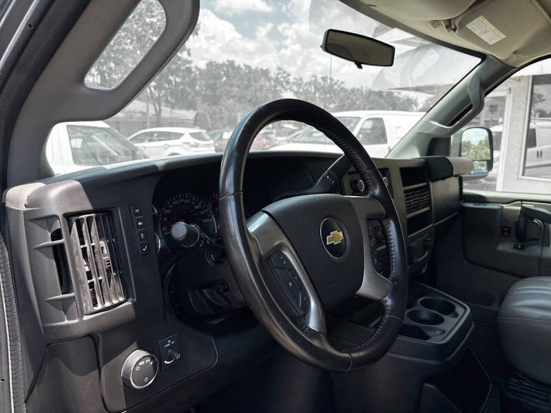 2017 Chevrolet Express LS 2500