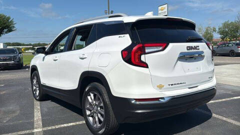 2023 GMC Terrain SLT