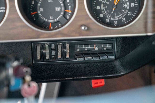 1970 Dodge Challenger 32