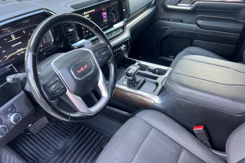 2023 GMC Sierra 1500