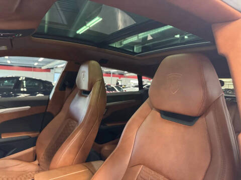 2021 Lamborghini Urus