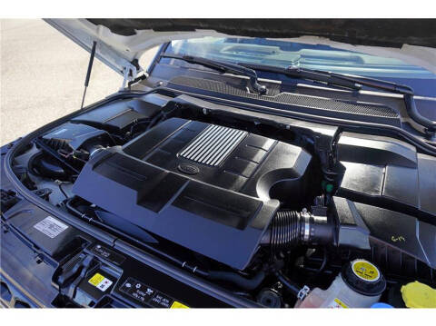 2016 Land Rover LR4 HSE LUX