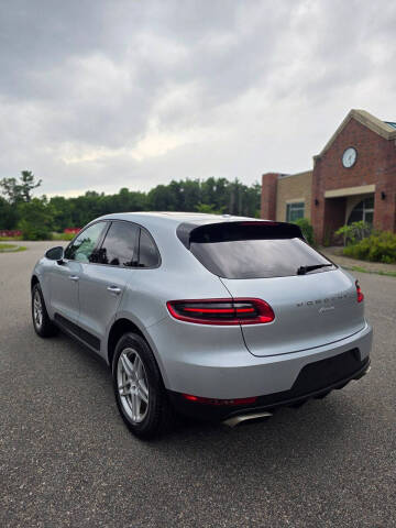 2018 Porsche Macan