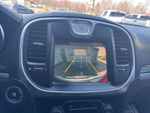 2015 Chrysler 300 Limited