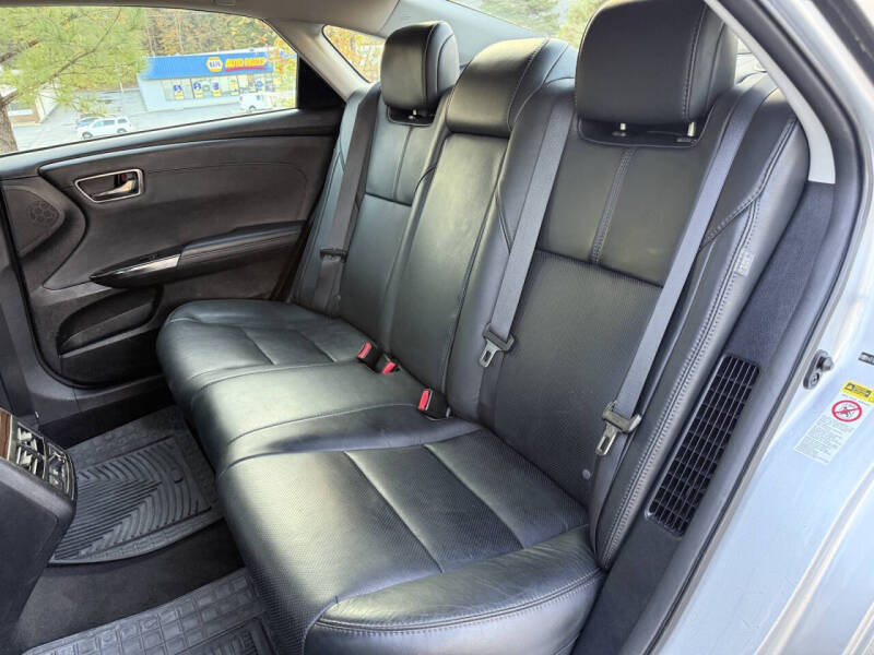 2013 Toyota Avalon Hybrid Limited