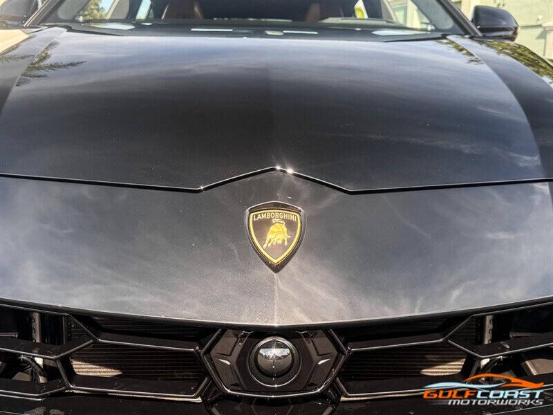 2022 Lamborghini Urus