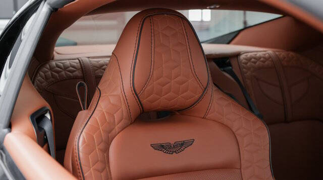 2019 Aston Martin DBS Superleggera