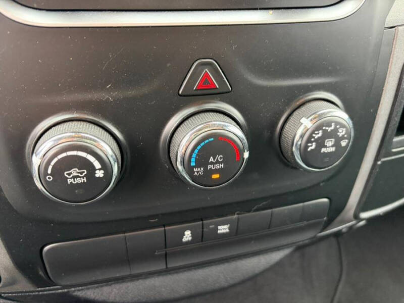 2017 RAM 1500 Express