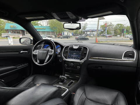 2013 Chrysler 300 C