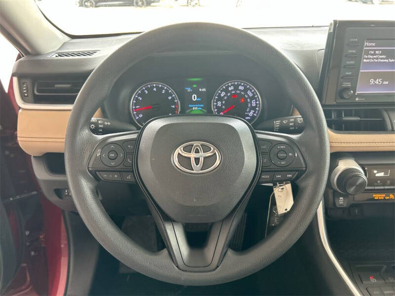 2021 Toyota RAV4 LE