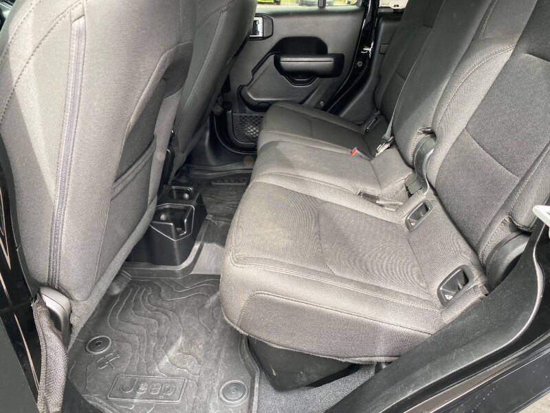 2020 Jeep Gladiator Sport