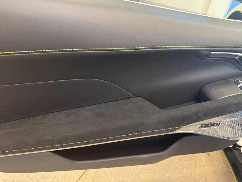 2026 Lotus Emira V6 SE