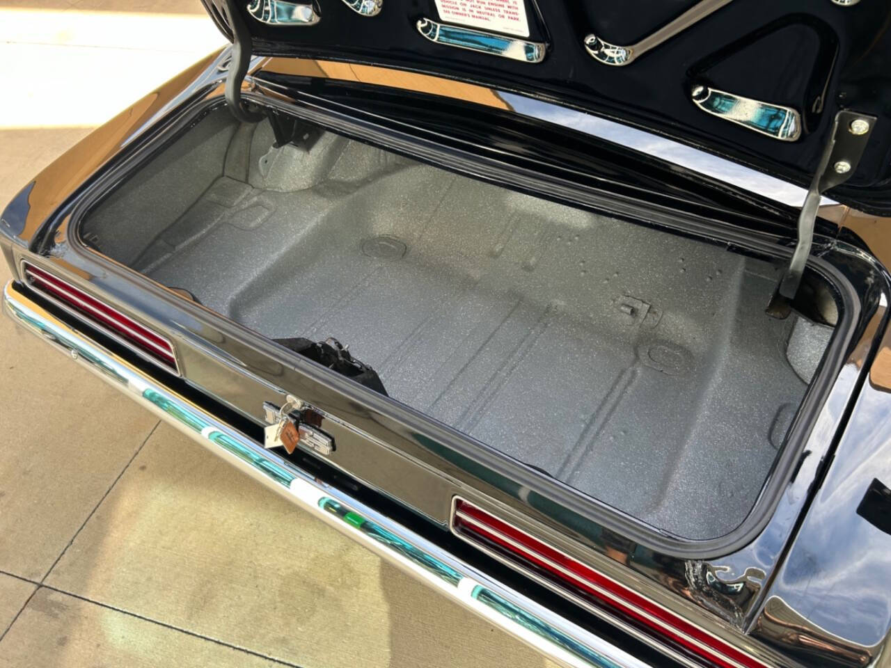 1969 Chevrolet Camaro 12